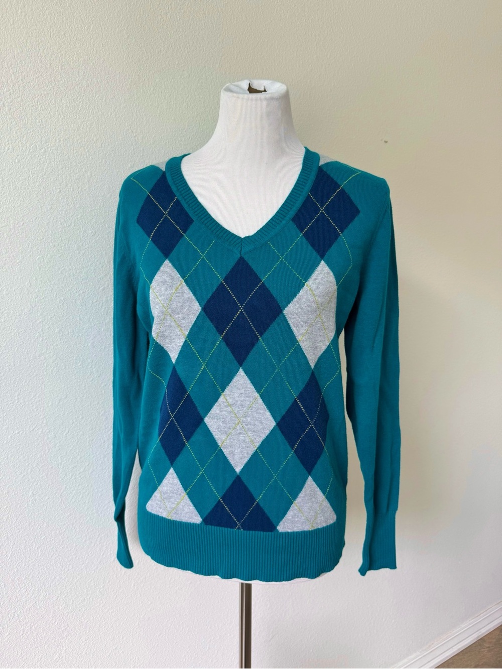 St. John’s Bay Women’s Teal Argyle V Neck Sweater